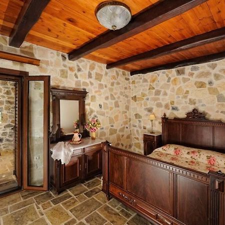 Вилла Stone House With Sea View Achlia Экстерьер фото