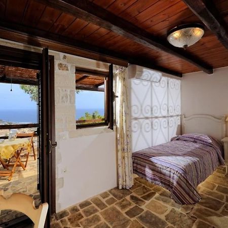 Вилла Stone House With Sea View Achlia Экстерьер фото